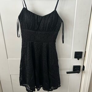 Elegant Black Lace Dress